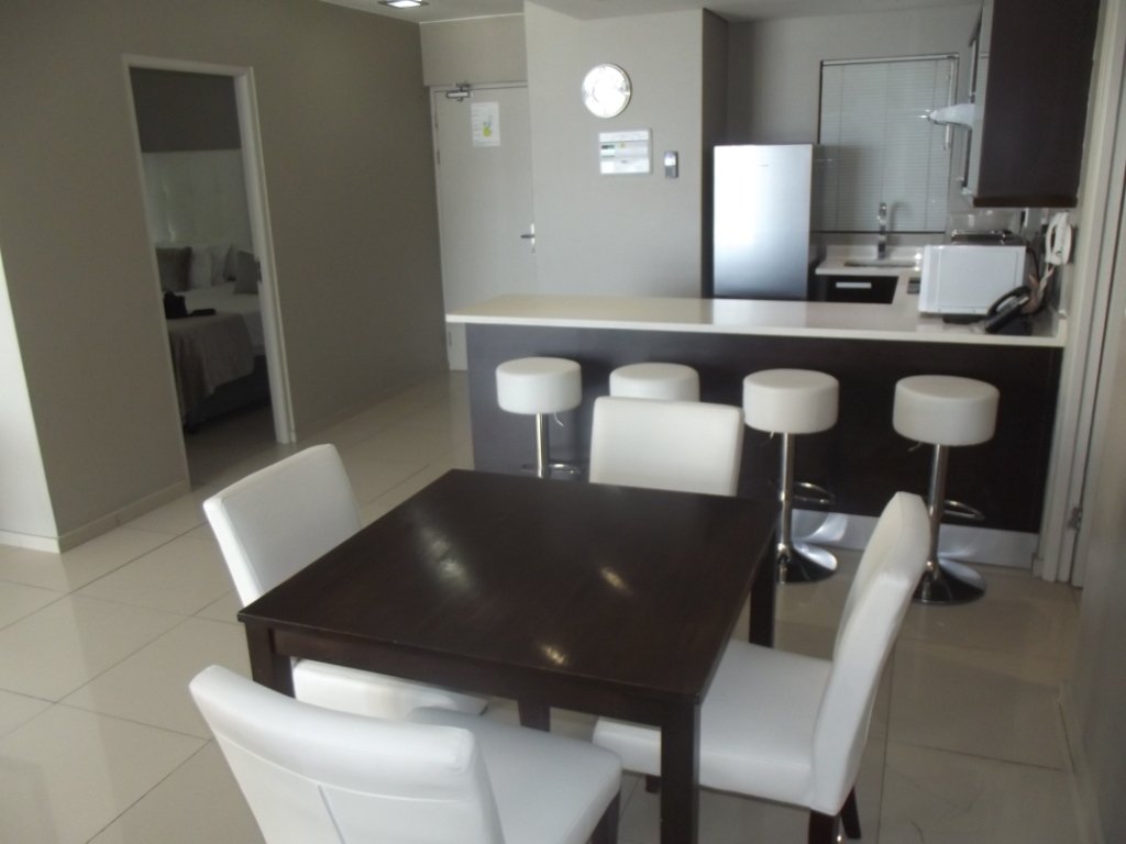 2 Bedroom Property for Sale in Bloubergrant Western Cape